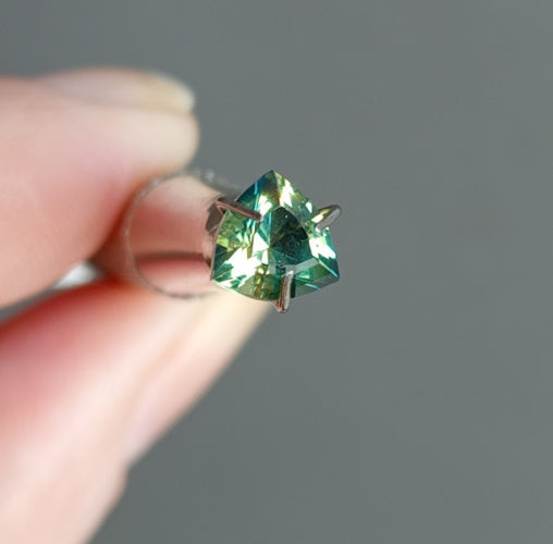 Custom Parti Sapphire Ring – Ethical Trillion-Cut Australian Sapphire in Gold or Silver