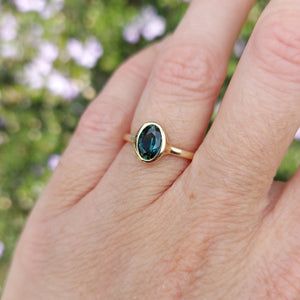 .90ct Teal Oval Australian Sapphire 9ct Yellow Gold ring